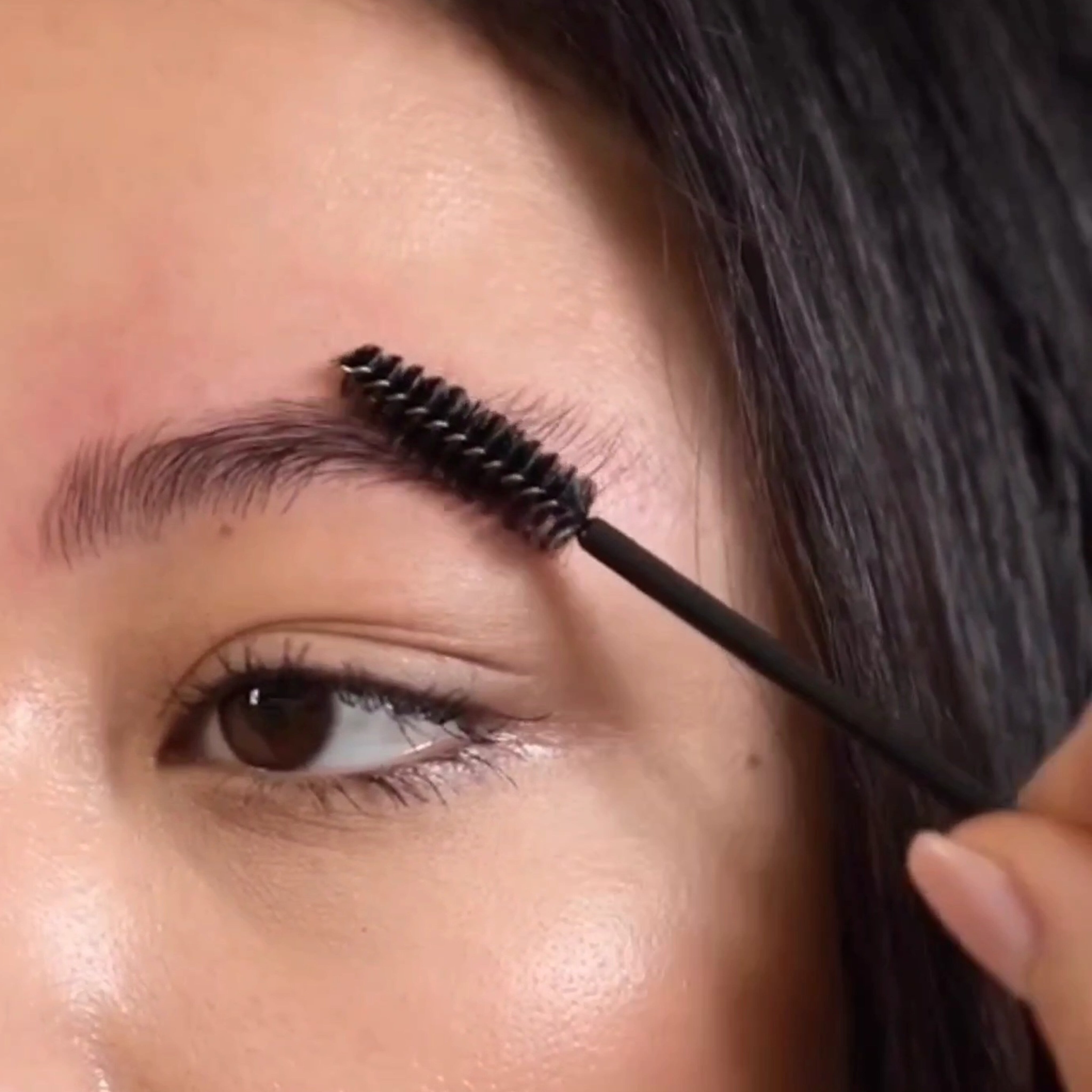 E-SENTIAL Eye Brow Serum